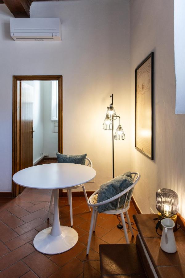 Unique Gem In Piazza Duomo Apartment Florence Luaran gambar
